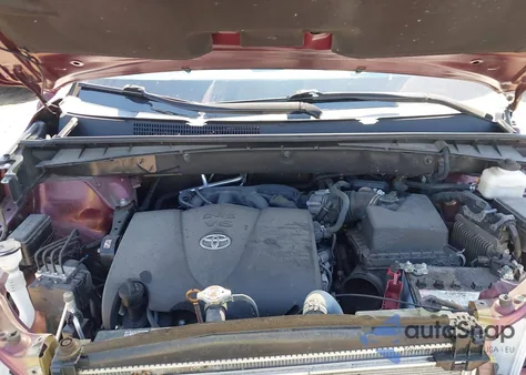 2018 Toyota Highlander Le/Le Plus from USA, damaged, VIN 5TDBZRFH4JS873667